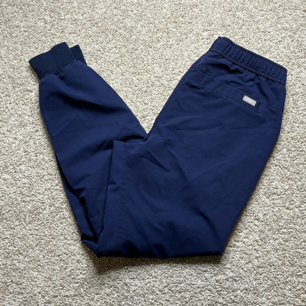 FIGS Tansen Joggers